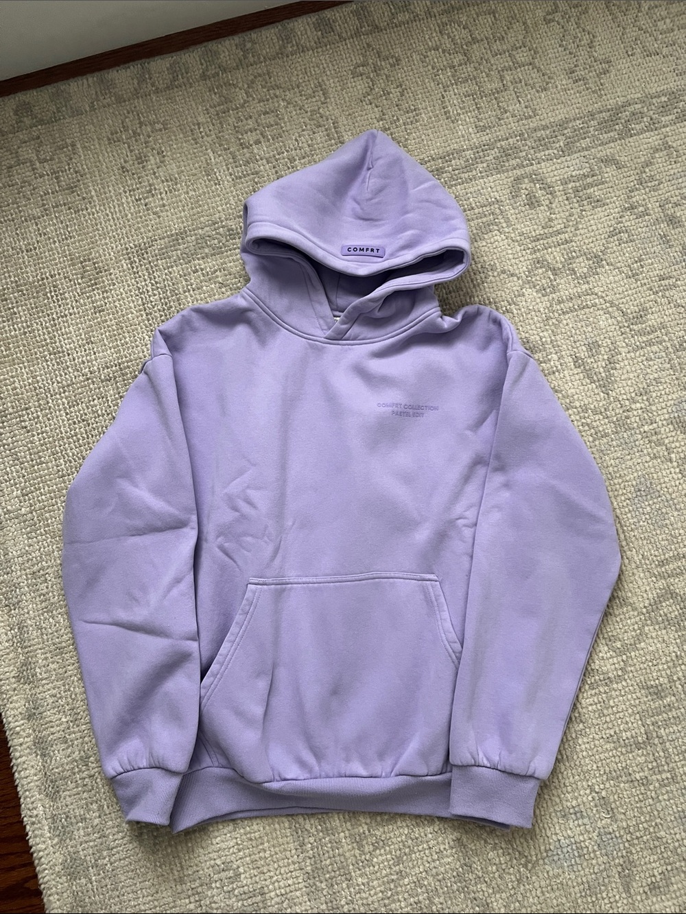 Comfrt Collection Pastel edit hoodie sweatshirt. Size M